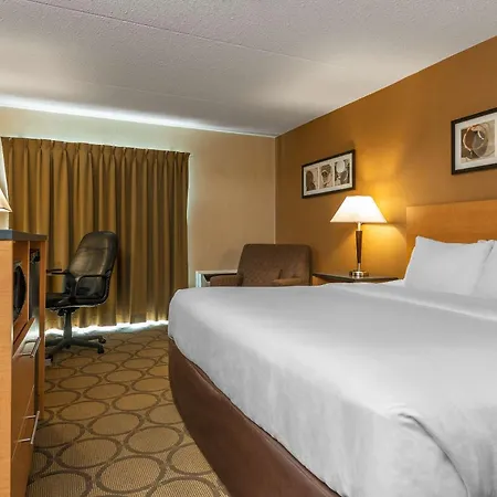 Comfort Inn Edmundston Exterior photo